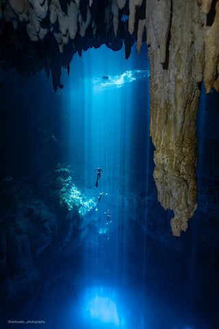 Group coaching in a cenote with Jimmy