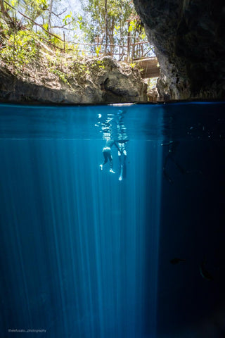 Group coaching in a cenote with Jimmy